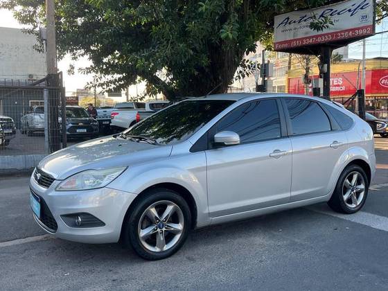 FORD FOCUS 2.0 16V FLEX 4P AUTOMÁTICO FORD FOCUS 2.0 16V FLEX 4P AUTOMÁTICO